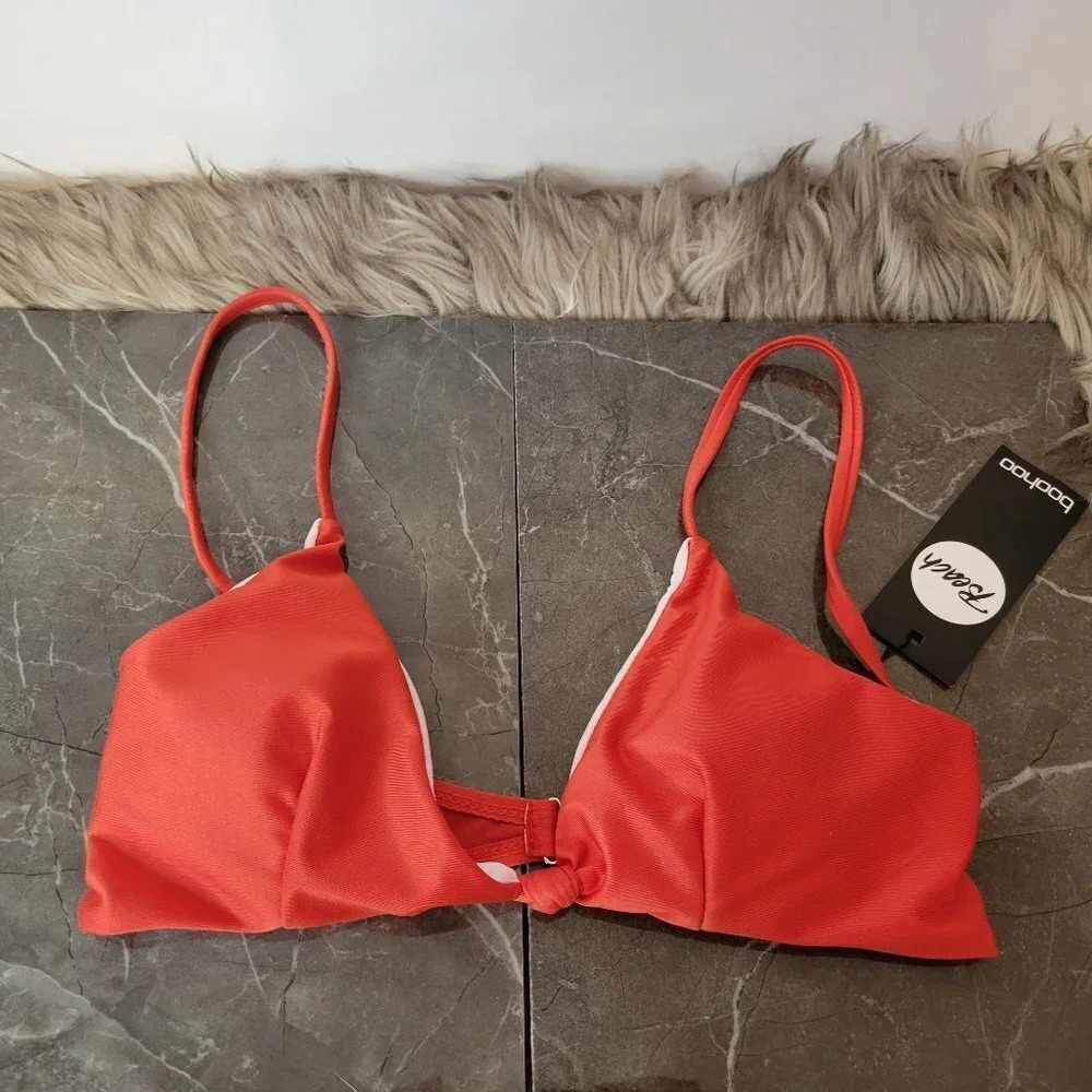 BOOHOO Knot Front Bikini Top